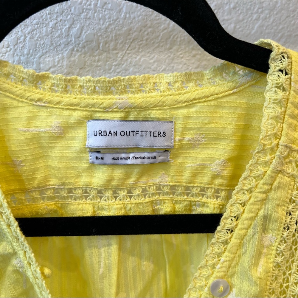 URBAN OUTFITTERS Yellow Short Sleeve Button Down Top - Picture 3 of 10